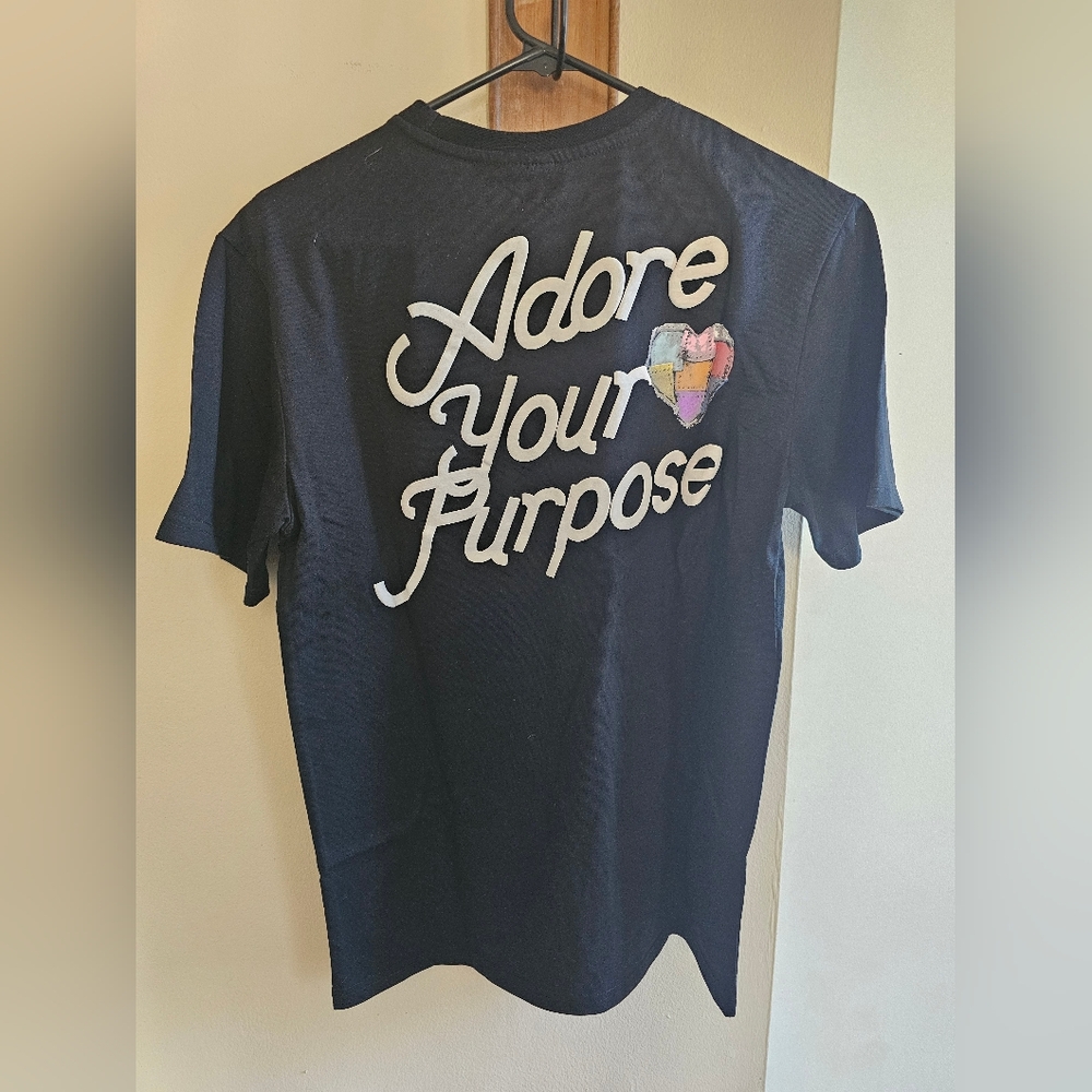 Genuine Merchandise Black Tee with Colorful Heart Design - Picture 6 of 7
